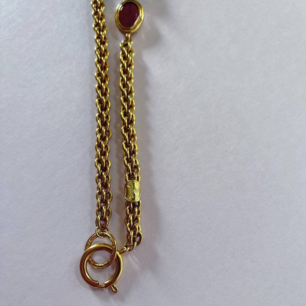 Chanel Gripoix Vintage red green glass 24k gold necklace. Rare! Authentic, EUC. - Picture 10 of 11